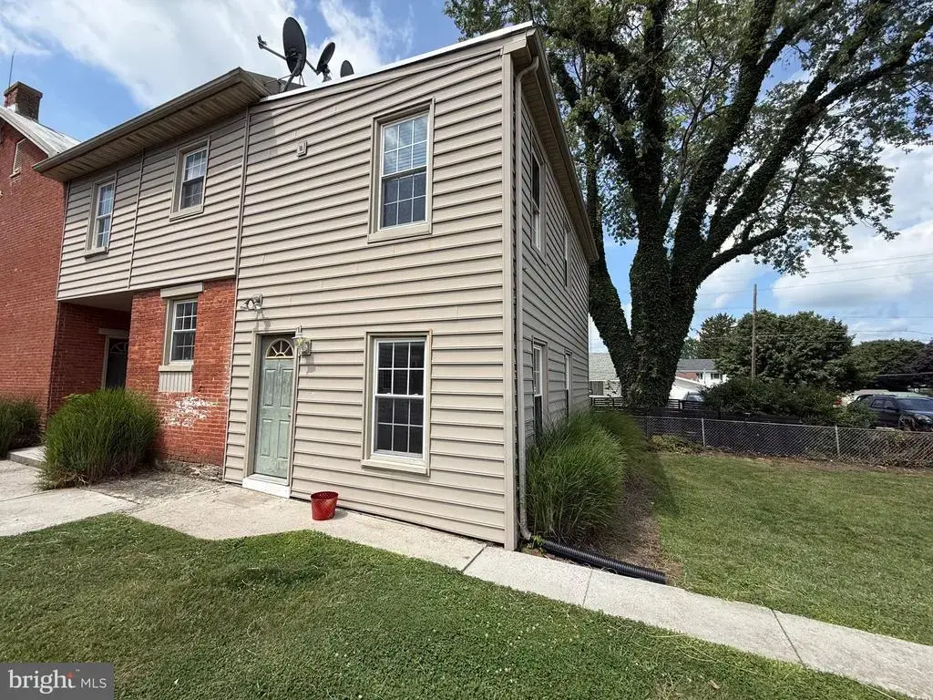 223 N Queen St #rear, LITTLESTOWN