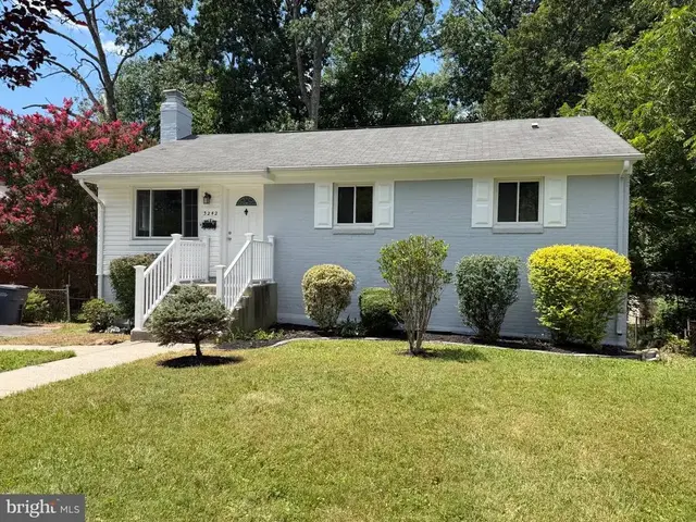 3242 Holly Hill Dr, Falls Church