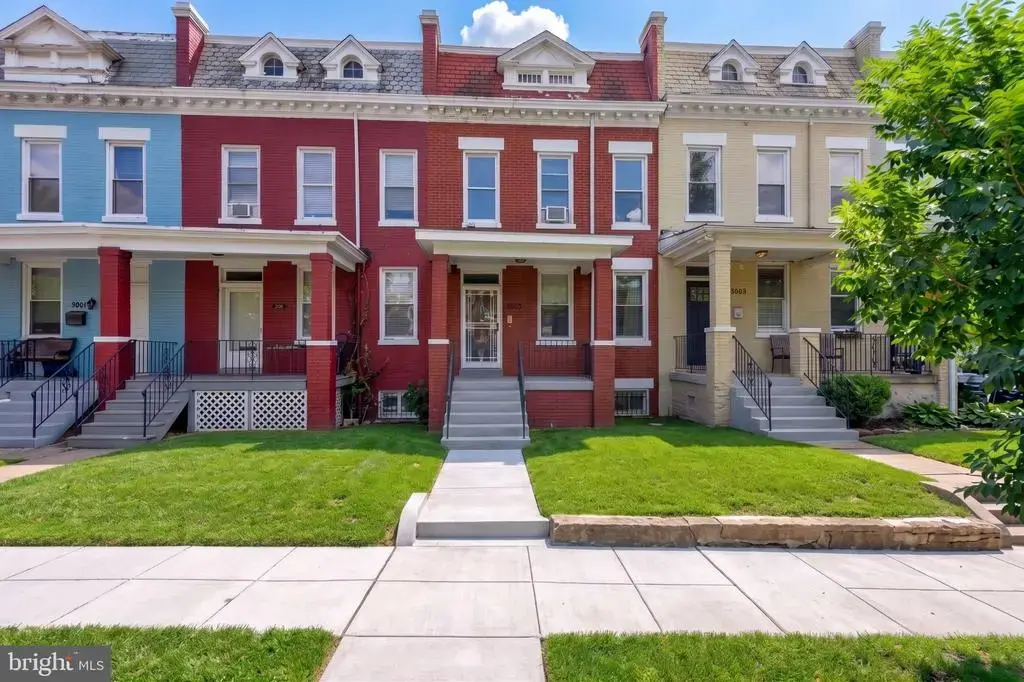 612 Lamont St Nw, WASHINGTON