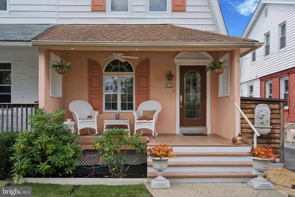 122 Conway Ave, NARBERTH