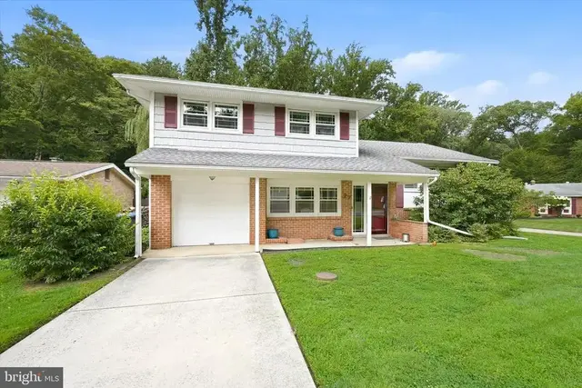 27 Duvall Ct, Wilmington