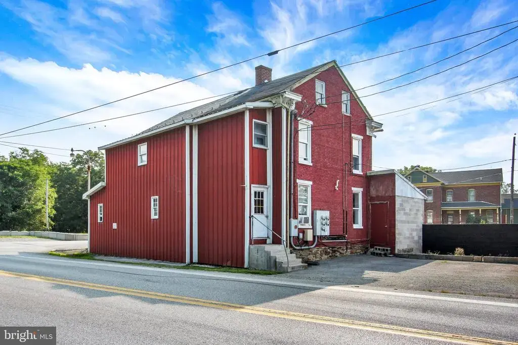 5998 Colonial Valley Rd, SPRING GROVE