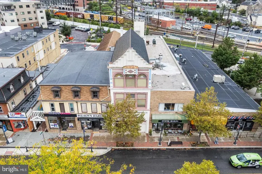 215 W Main St, LANSDALE