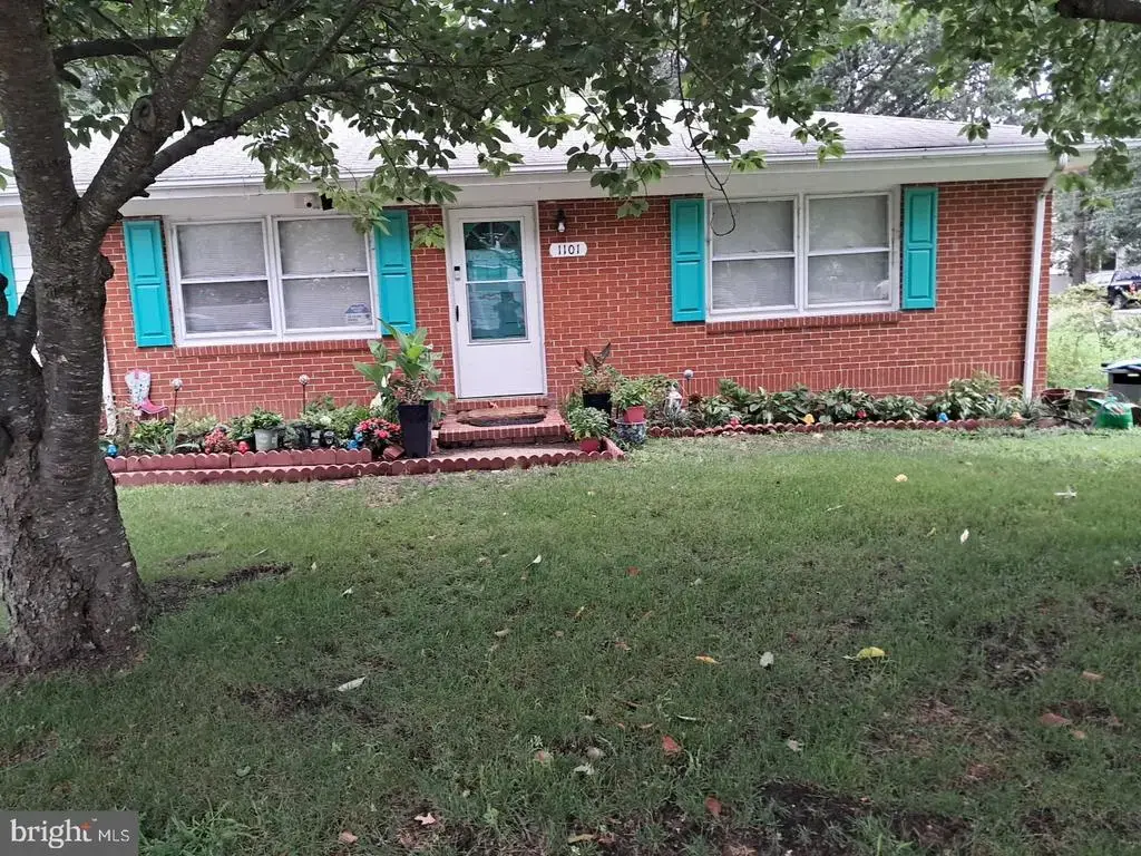 1101 Davis St, COLONIAL BEACH