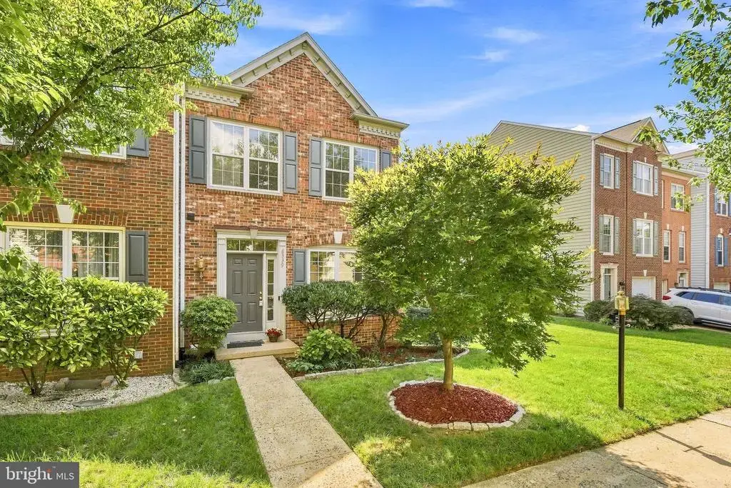 6339 Burgundy Leaf Ln, ALEXANDRIA