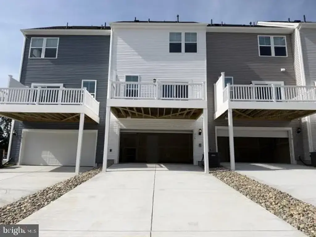 316 Hackley Dr, JOPPA