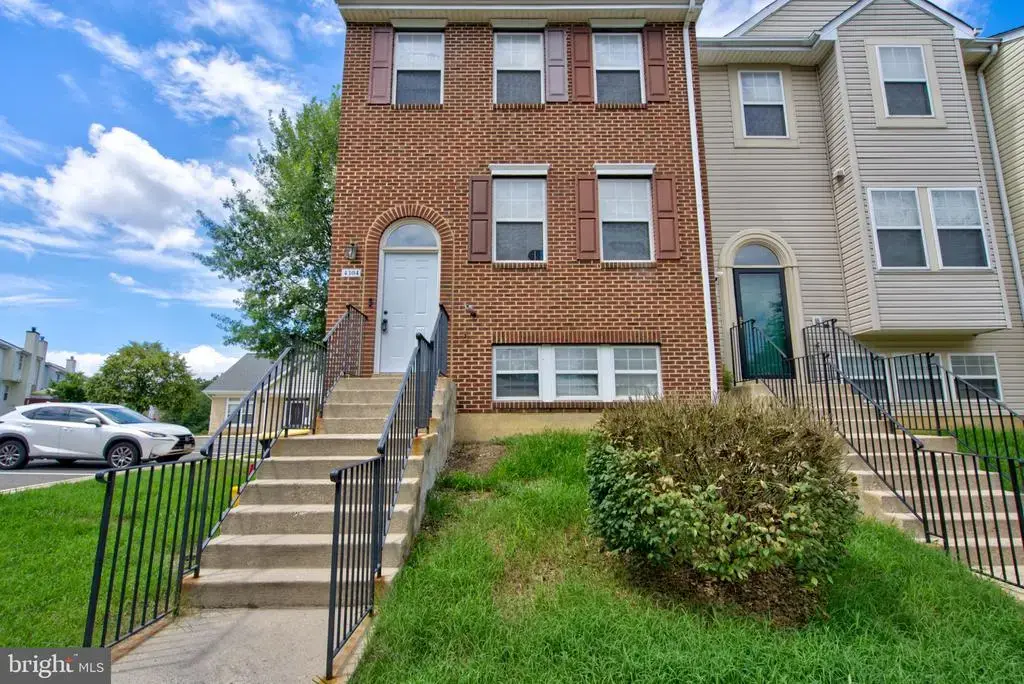 4304 Applegate Ln #2, SUITLAND