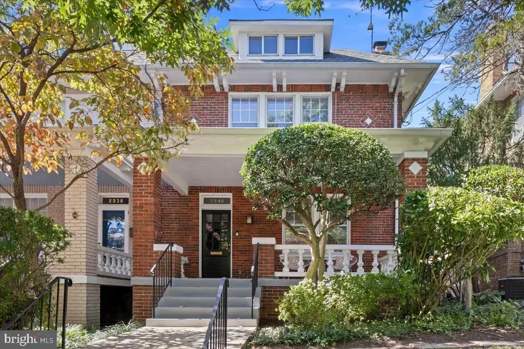 2940 Bellevue Ter Nw, WASHINGTON
