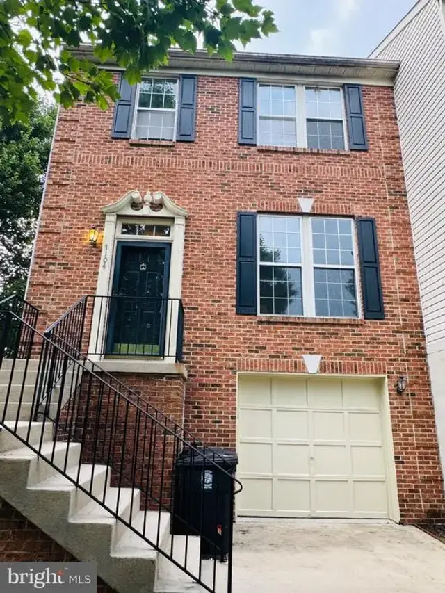 7104 Chickweed, Clinton