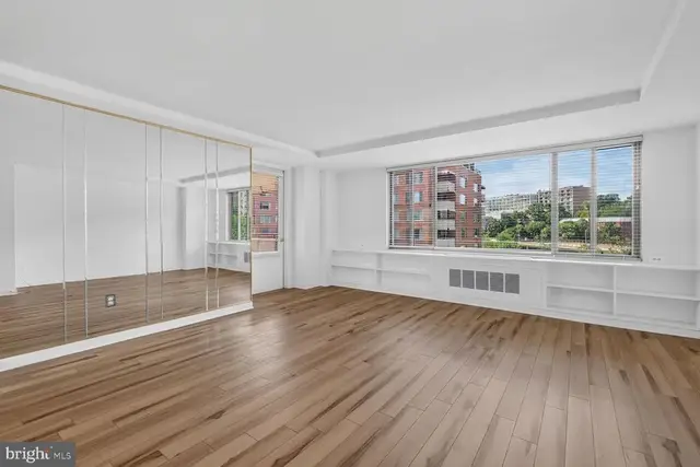 1121 Arlington Blvd #743, Arlington
