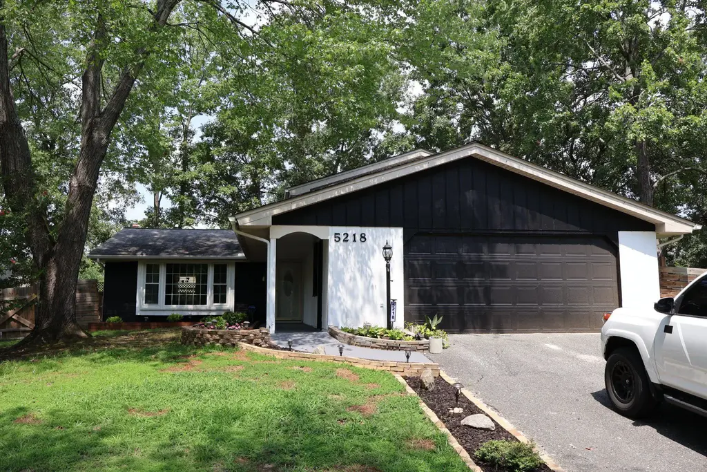 5218 Caroline Cir, WALDORF