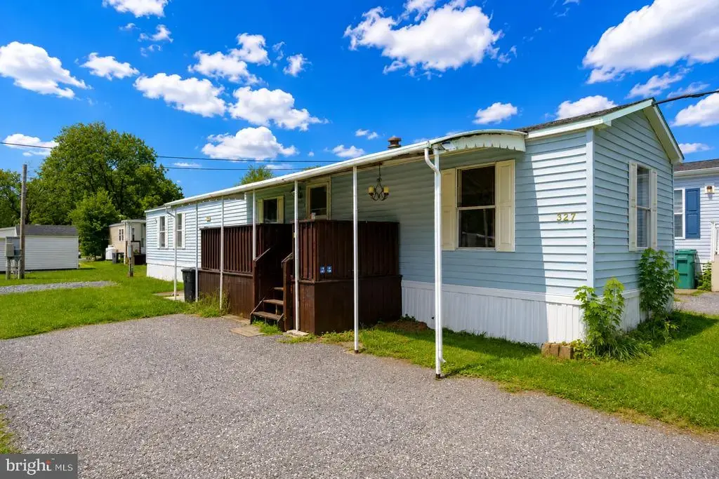 327 Caravan Ct, MIDDLETOWN