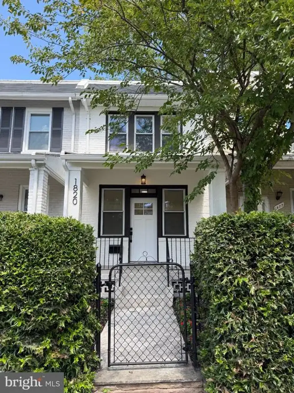 1820 L St Ne, WASHINGTON