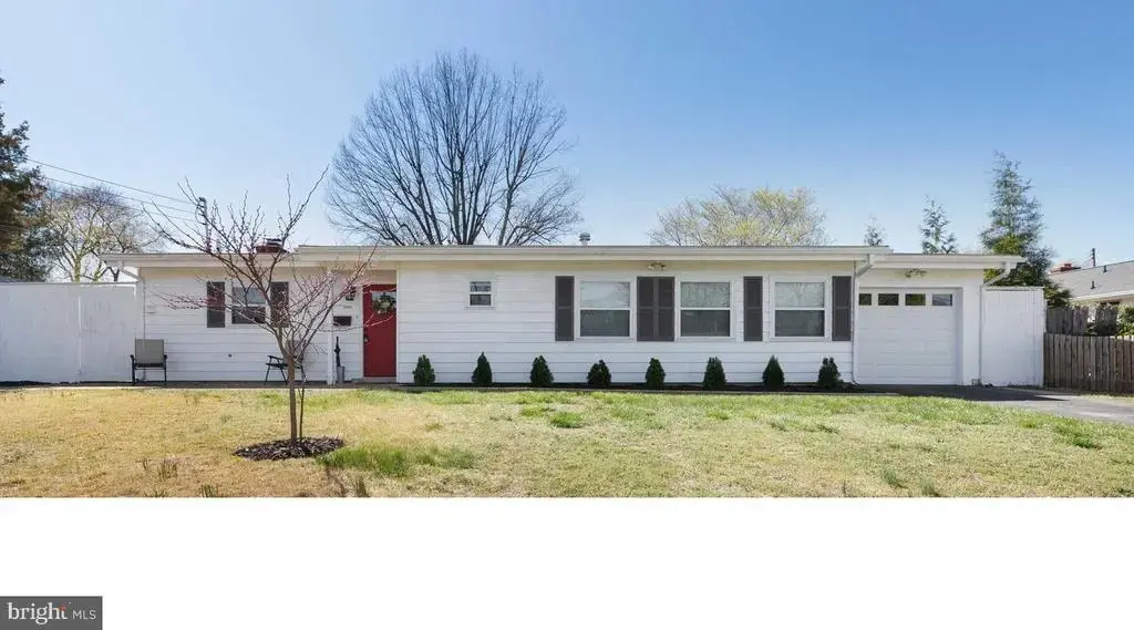 6226 Apache St, SPRINGFIELD