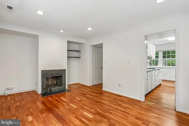 4930 Bradley Blvd, Chevy Chase