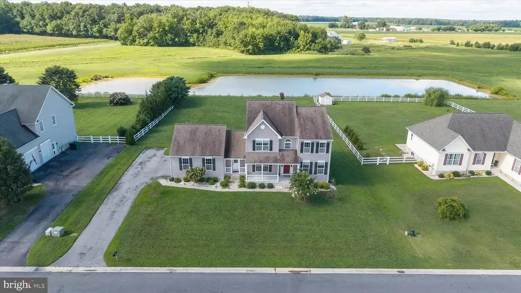 209 Riding Path Dr, CLAYTON