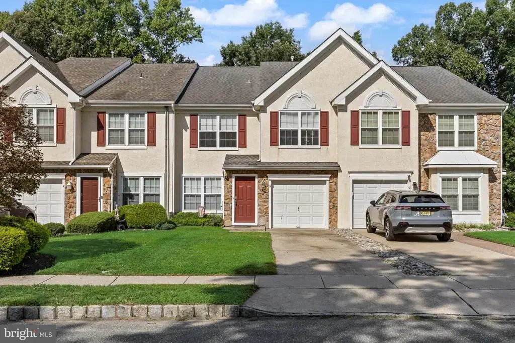 9 Jessica Ct, MARLTON