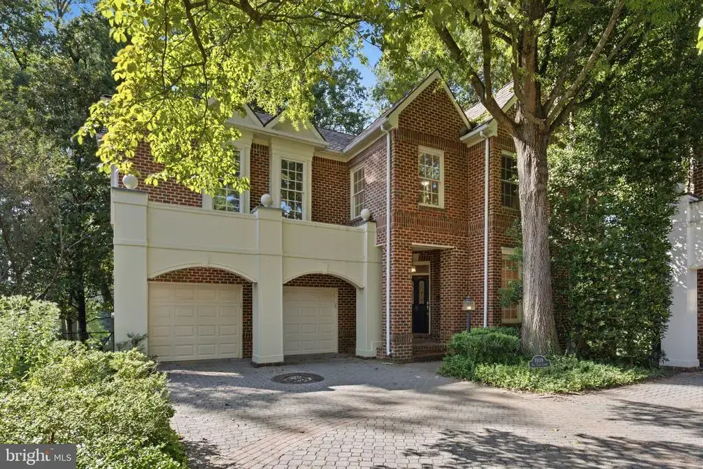7809 Fox Gate Ct, BETHESDA