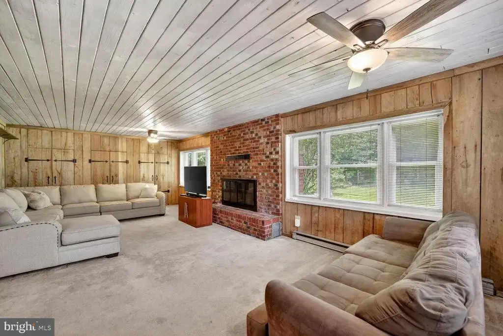 2922 Barrister Ln, BOWIE