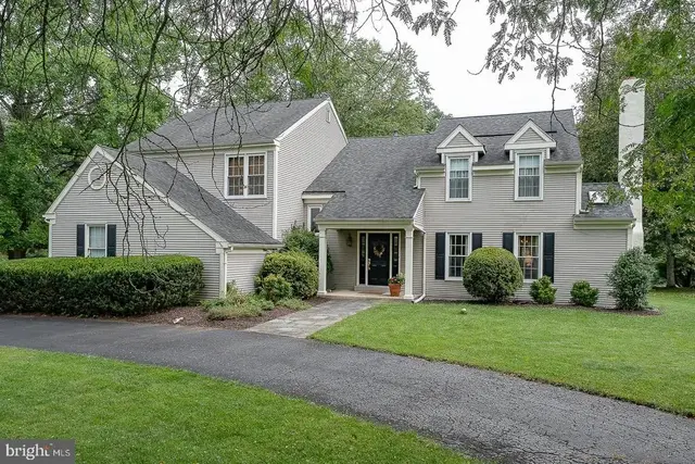 32 Heron Hill Dr, Downingtown