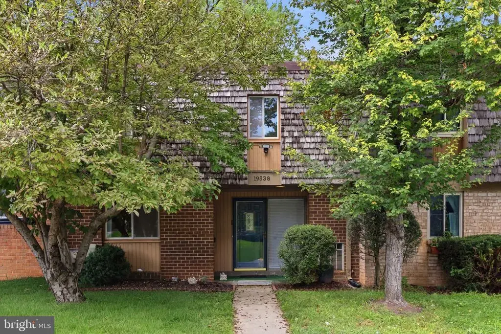 19538 Burlingame, MONTGOMERY VILLAGE