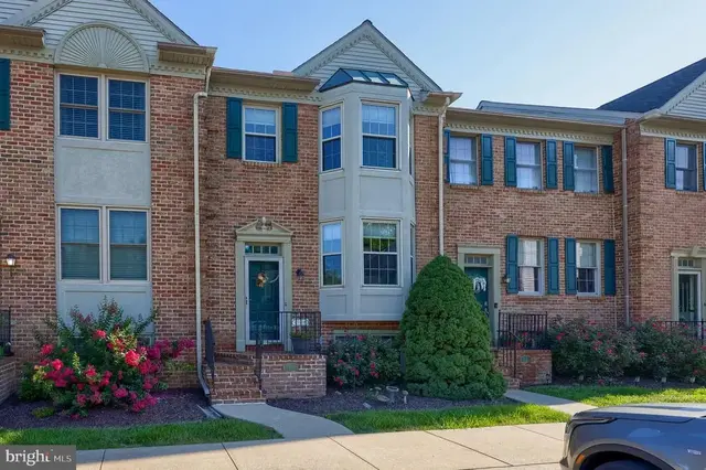 161 Cobblestone Ln, Lancaster