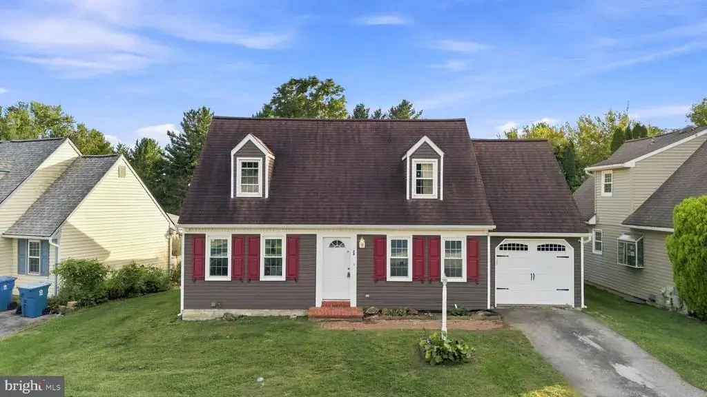 24 Wetherburn Dr, DOWNINGTOWN
