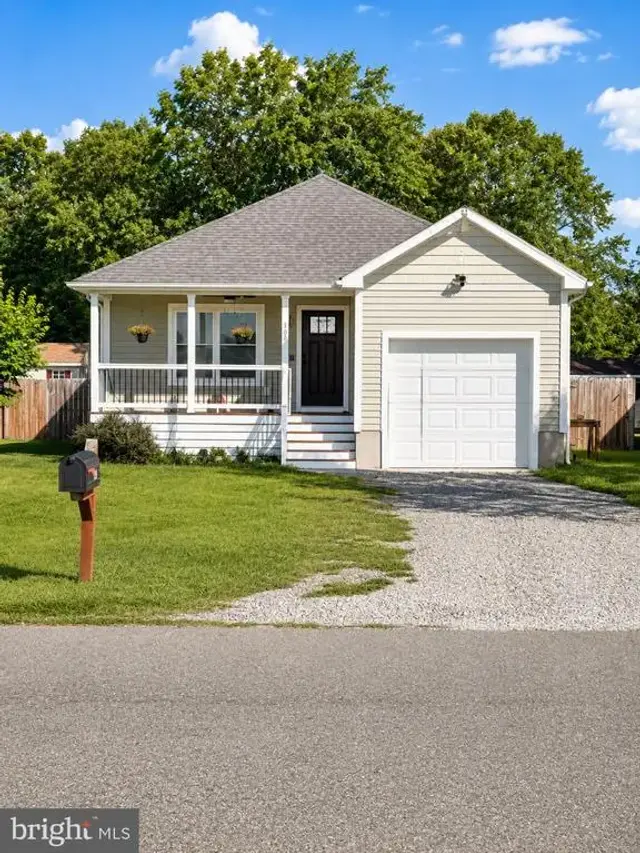 109 1st St, Colonial Beach