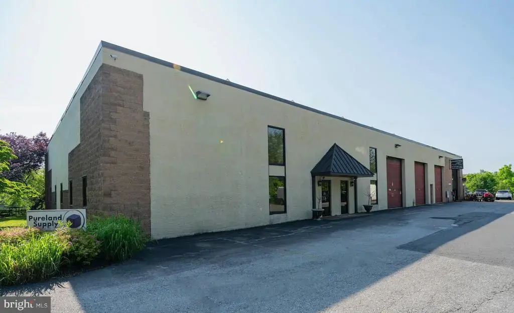 210 Gale Ln, KENNETT SQUARE
