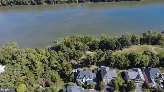 18180 Shinniecock Hills Pl, Leesburg