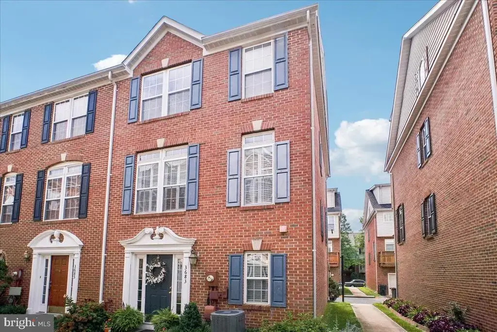 3683 Madison View Ln, FALLS CHURCH