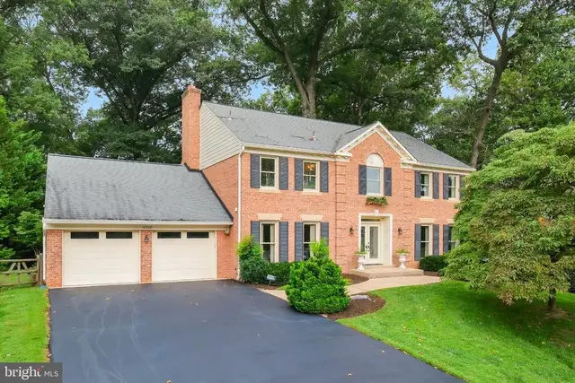 12228 Seline Way, Potomac