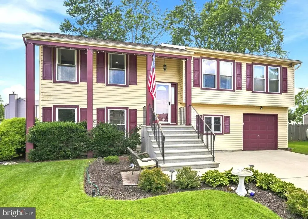 405 Jennifer Ln, WILLIAMSTOWN