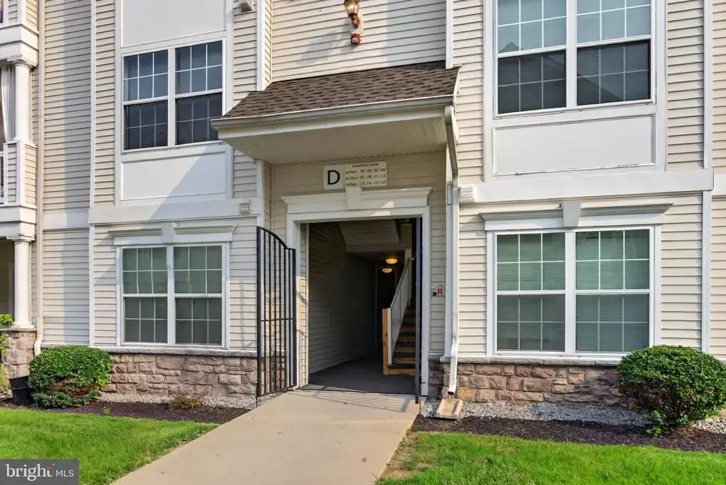 115 Lionheart Ln, WEST DEPTFORD