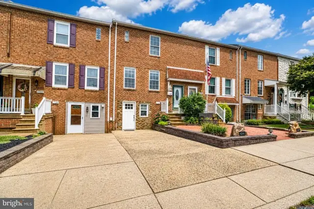 4241 Chalfont Pl, Philadelphia