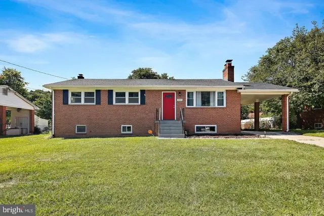 8305 Bernard Dr, Fort Washington