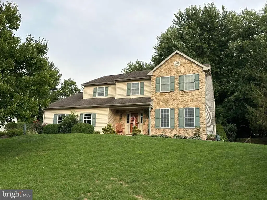 247 Hillcrest Ln, ELIZABETHTOWN