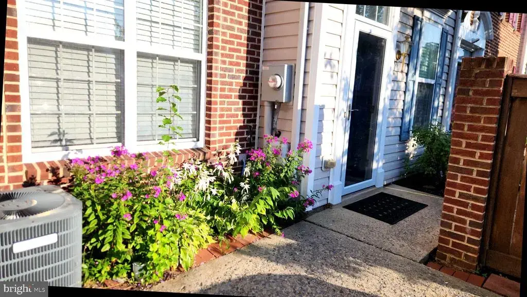 107 Swallow Pointe Ct, FREDERICK