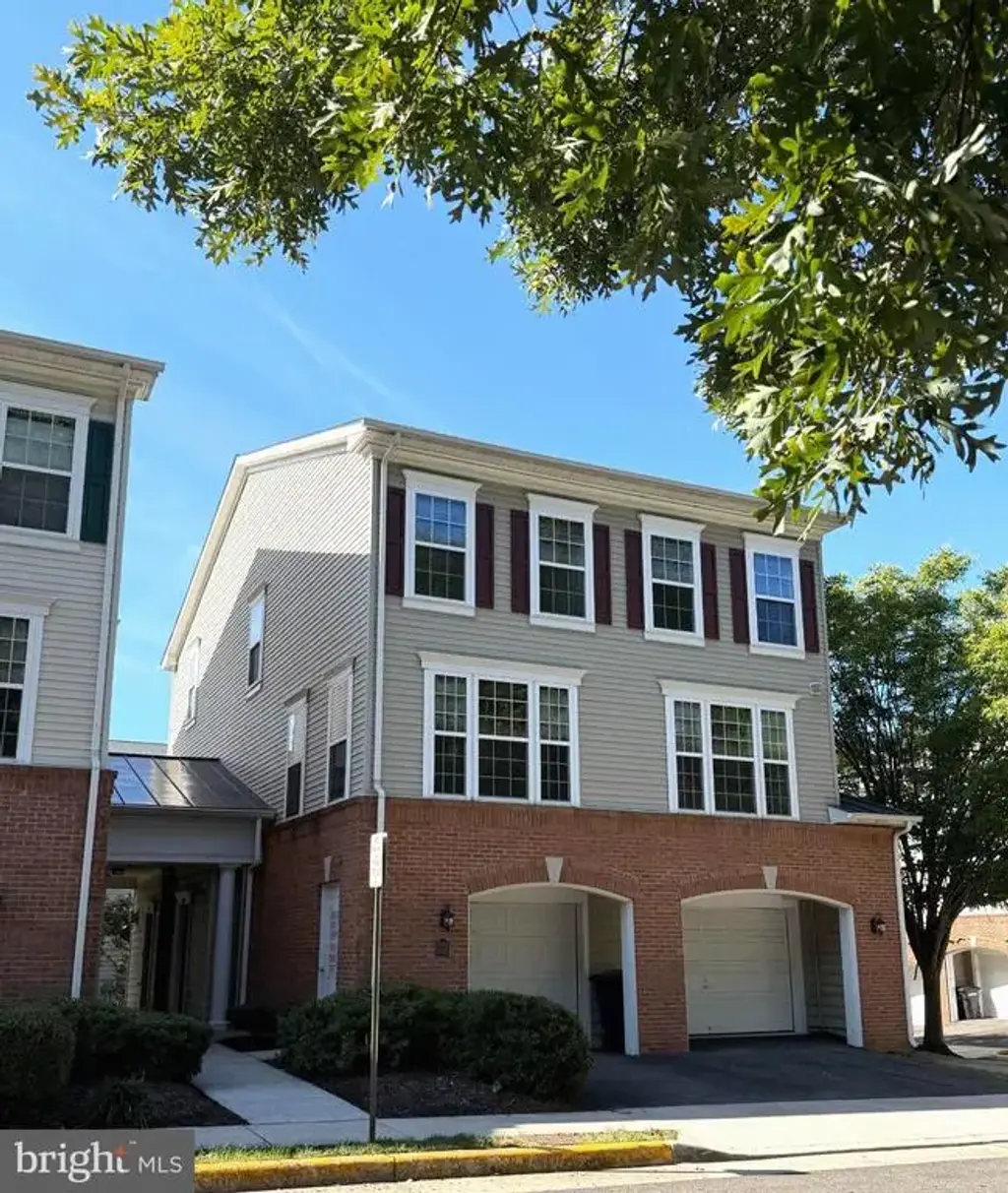 7055 Huntley Run Pl #119, ALEXANDRIA