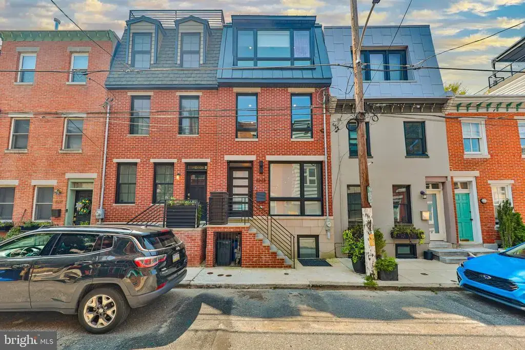2028 Pemberton St, PHILADELPHIA