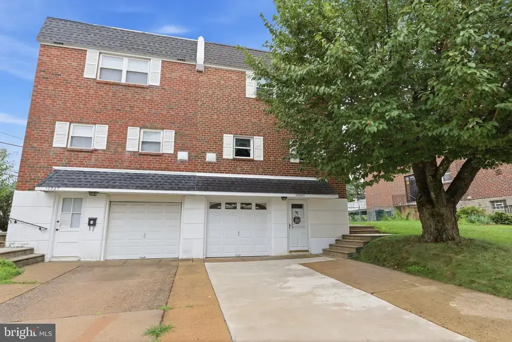 10925 Lockart Rd, PHILADELPHIA