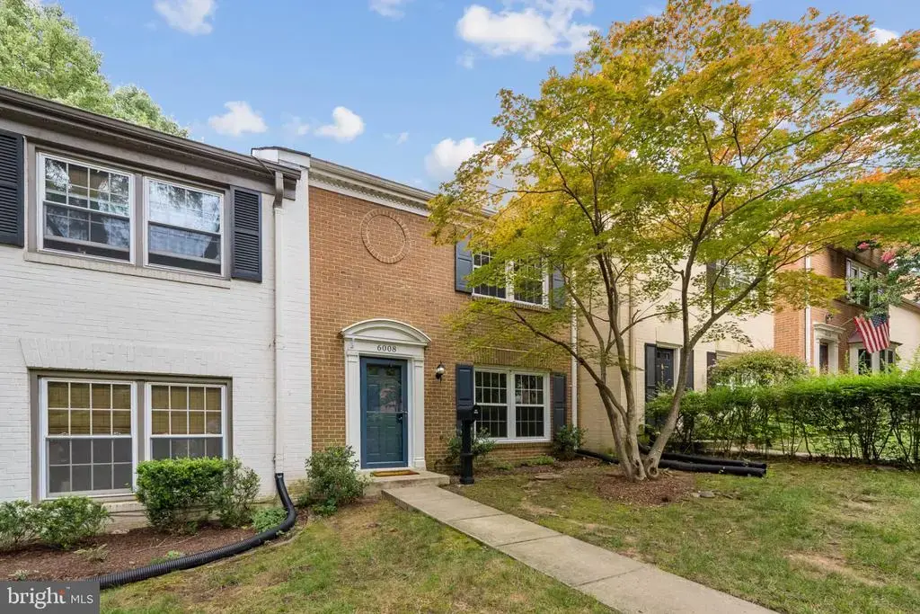 6008 Waterbury Ct, SPRINGFIELD