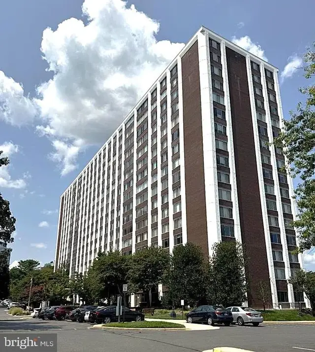 11801 Rockville Pike #814, Rockville