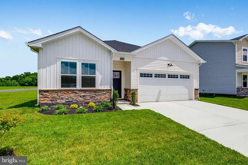 32462 Flamingo Dr, MILLSBORO