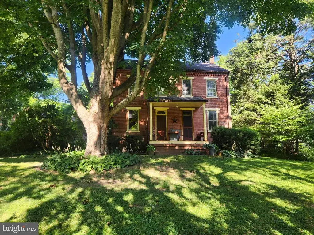 1520 New Danville Pike, LANCASTER