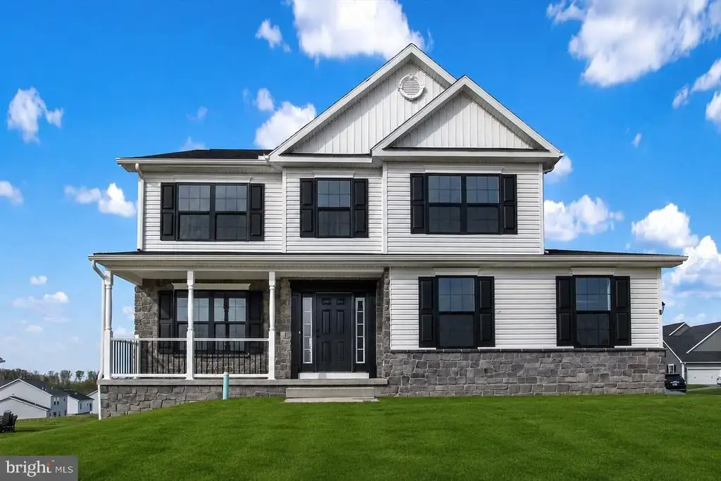 41 Friar Rd #33, YORK