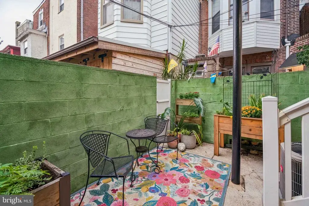 1161 S Juniper St, PHILADELPHIA