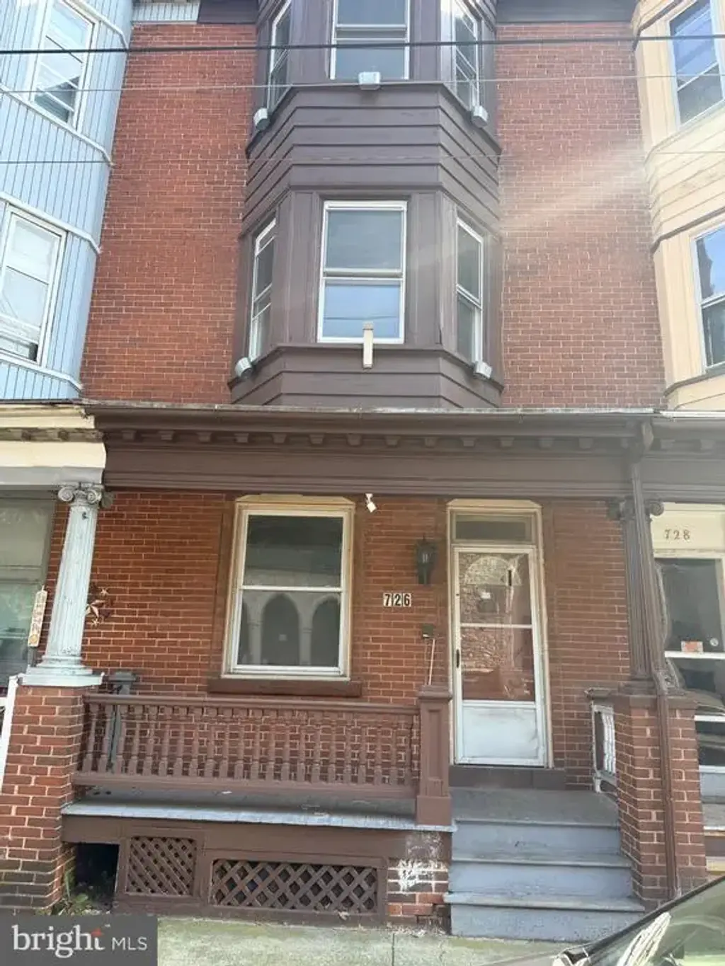 726 Lehman St, LEBANON