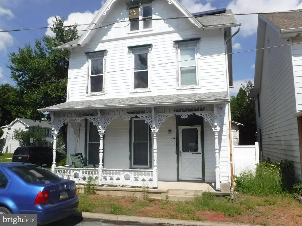 140 W Mcclure St, NEW BLOOMFIELD