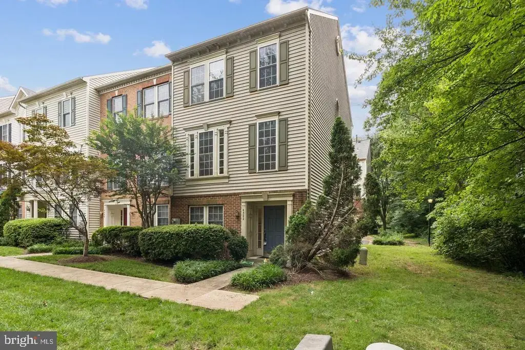 4322 Thomas Brigade Ln, FAIRFAX